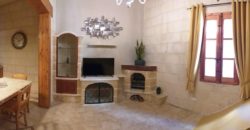 Cospicua – Townhouse with Garage