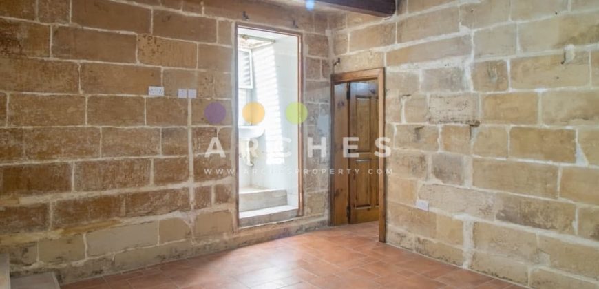 COSPICUA – 2 BEDROOM MAISONETTE