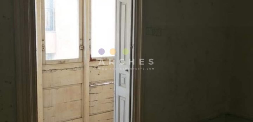 COSPICUA – TOWNHOUSE – 300,000