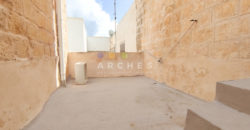 Zejtun – Large Townhouse